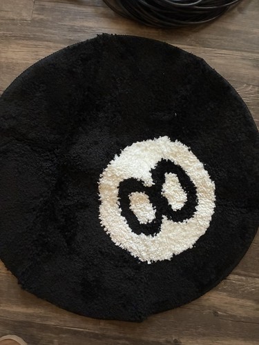 Inch ball rug - 8, black