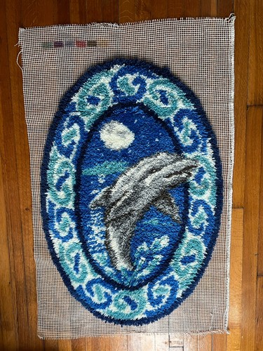Vintage latch hook rug - rug, art